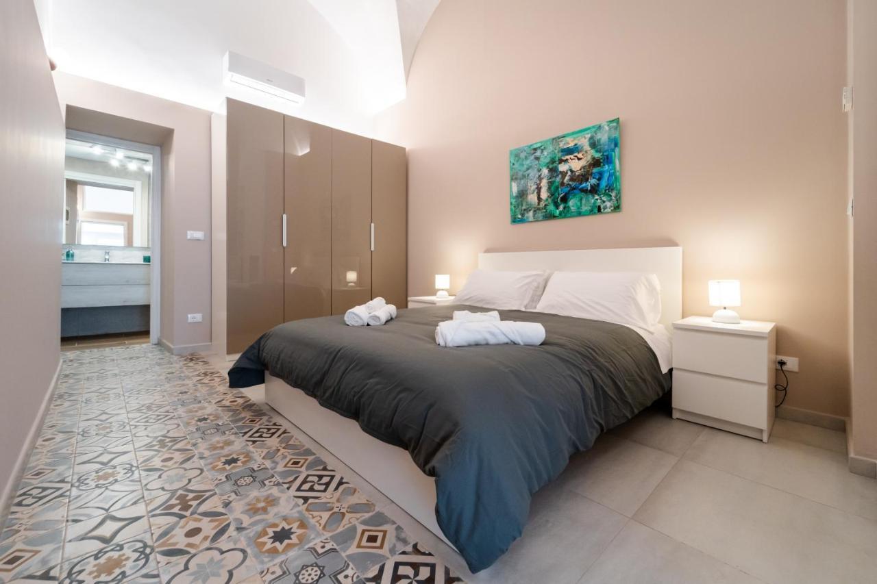 Catania Center Modern Apartment Bagian luar foto
