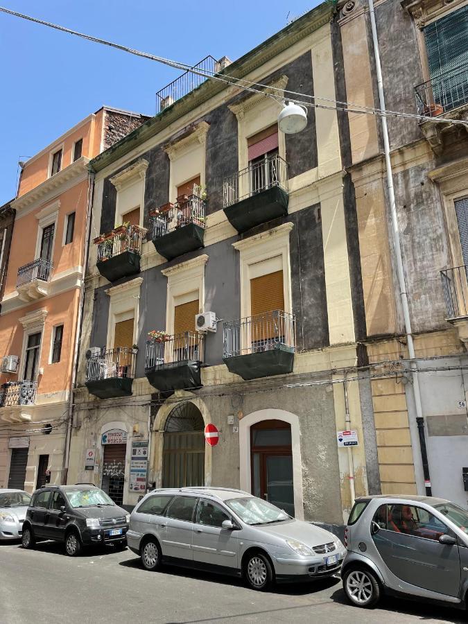 Catania Center Modern Apartment Bagian luar foto